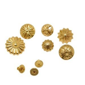 Rivets à vis en laiton massif faits à la main, rivets à pointes en forme de marguerite pour vêtements, chaussures, chapeaux, sacs en cuir - Product Image 1