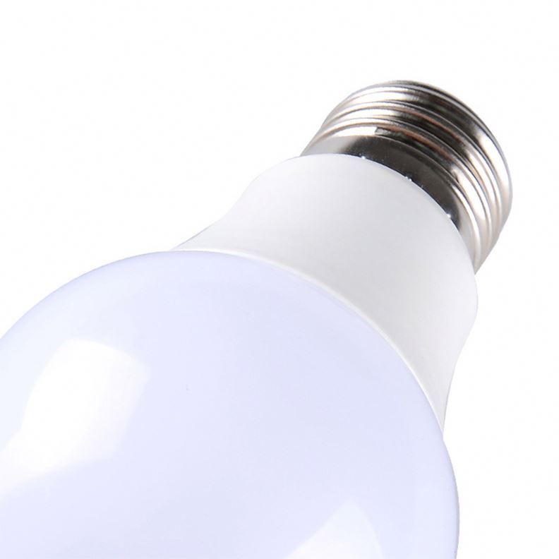 Chine Dimmable 220V 110V 12W 5W 7W 9W B22 E27 A60 Lamparas Lampe Led lumière Ampoule Électrique