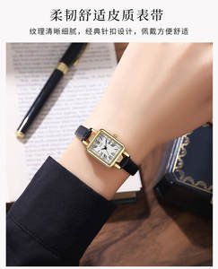 นาฬิกาหนังของผู้หญิงทรงสี่เหลี่ยมเล็กวินเทจคริสต์มาสพิเศษหรูหราการออกแบบที่สวยงามสูง - Product Image 5