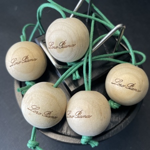 Étiquette de marque en bois de camphre écologique - Personnalisée, imperméable, résistante à l'humidité, <span class=keywords><strong>anti</strong></span>-insectes, gravée au laser, étiquettes suspendues en bois - Product Image 1