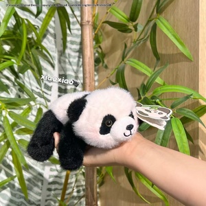 Peluche <span class=keywords><strong>Panda</strong></span> Mignonne pour Bébé 0-24 Mois, Fabriquée à Chengdu, <span class=keywords><strong>Panda</strong></span> Allongé avec Son Propre Parfum, Format de Poche, Remplissage en Coton PP - Product Image 6