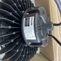 Abri de stockage industriel, éclairage LED UFO à haut rendement lumineux 100W 150W