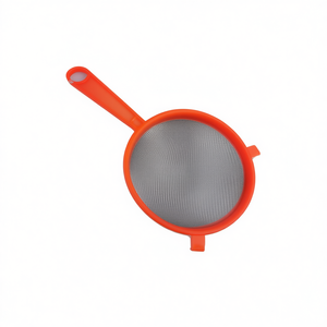 Filtre à huile à mailles fines de 10 cm avec poignée en plastique, catégorie de produit : passoires et égouttoirs - Product Image 3