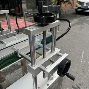 Transportador de Transición para Botellas de Acero Inoxidable, Línea de Llenado, Etiquetado y Codificación, Cinta Transportadora de Tapado y Transportador Elevador - Product Image 4