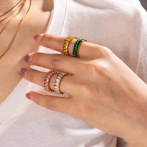 Anillos de Acero Inoxidable Chapados en Oro de 18k con Circonitas Cúbicas <span class=keywords><strong>AAA</strong></span> de Alta Gama, Resistentes al Deslustre, con Diseño Baguette, a la Moda, Impermeables, Joyería de Oro - Product Image 4