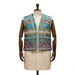 Gilet noir pour homme à col en V, style vintage, broderie ethnique effet miroir - Product Image 1