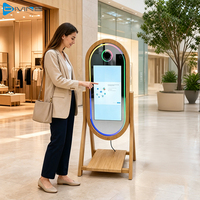 Équipement de photomaton commercial avec écran tactile de 32 pouces, caméra, anneau lumineux et flight case pour les entreprises de location