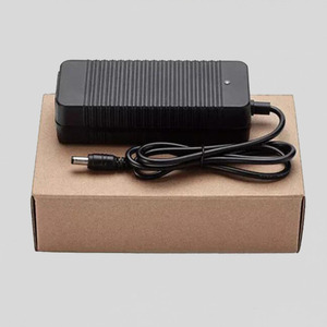 Cargador de 42V para Patinete Eléctrico Gyroor X8/HR9/C1/C1PRO/C3/X2/C1S <span class=keywords><strong>Atomi</strong></span> Alpha/E20/E30, Batería de Litio de 36V, Fuente de Alimentación de 2A - Product Image 2