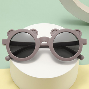Xsy Gafas de sol con cabeza de oso para niños, protección solar unisex con lentes Ac y montura de PC Uv400 para viajes - Product Image 4