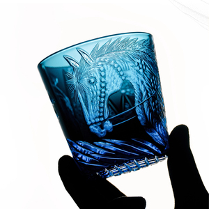 Verres à whisky japonais Edo Kiriko à l'ancienne, motif cheval, sculptés à la main, verres à bourbon et brandy au design classique pour les fêtes - Product Image 6