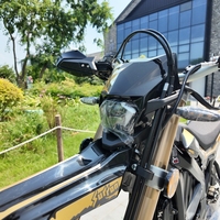 Nouvelle Arrivée 2026 Surron Ultra Bee Black Edition Sur Ron Surround 74V 24.5KW Moto Tout-Terrain Électrique En Stock Livraison Rapide