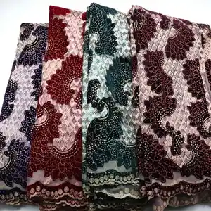 定制或标准出厂价格织物装饰刺绣