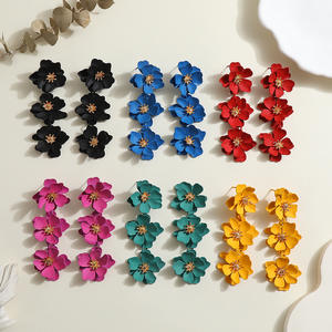 Pendientes de flores de tela Pendientes circulares grandes para mujer para el mercado mayorista para mujer - Product Image 2