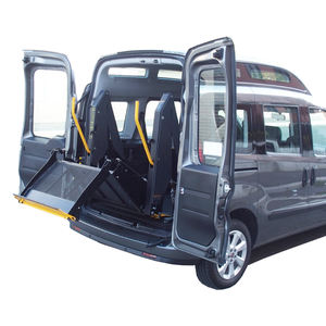 Table élévatrice verticale pour fauteuil roulant en voiture pour personnes âgées handicapées 600lbs. - Product Image 1