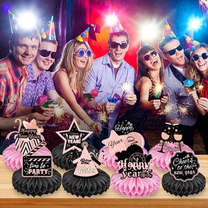 뜨거운 판매 <span class=keywords><strong>2026</strong></span> 친환경 럭셔리 해피 뉴 이어 벌집 볼 펜던트 핑크 종이 벌집 스탠드 - Product Image 5