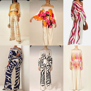 ชุดเซ็ต 2 ชิ้น เสื้อเปิดไหล่ลายทางสไตล์สตรีทแวร์แขนทรงปีกค้างคาวหลวมๆ กางเกงขายาวทรงกระบอก สำหรับผู้หญิง ฤดูใบไม้ผลิ 2026 - Product Image 4