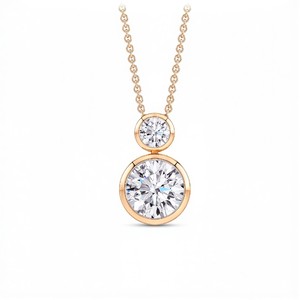 Colgante vertical de dos diamantes cultivados en laboratorio con diamantes redondos engastados en bisel contemporáneo y elegante cadena de cable integrada. - Product Image 2