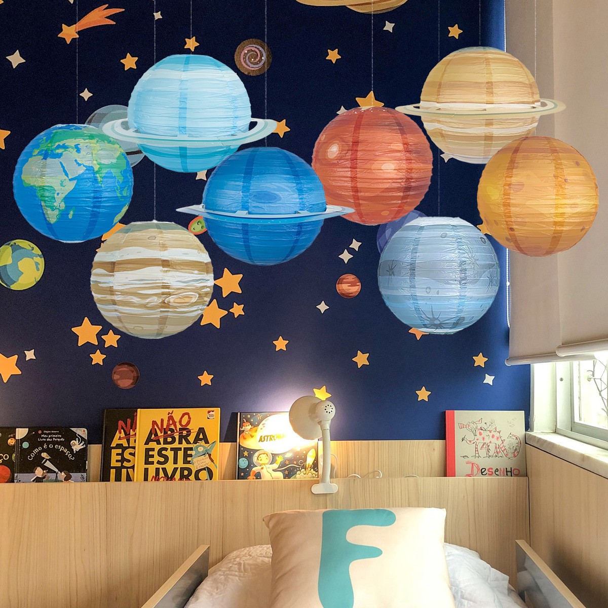 Lot De 8 Lanternes En Papier - Planètes - Corps Céleste - Système Solaire - Décoration Pour Enfants - Pour Fête D'anniversaire - Baptême - Décorations Suspendues (30 X 30 Cm