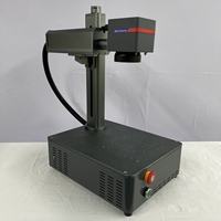 Machine de marquage laser à fibre de bureau pour l'acier inoxydable, l'aluminium et le cuivre