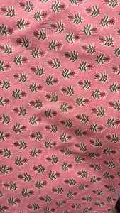 เสื้อแจ็คเก็ตผ้าฝ้ายพิมพ์ลายด้วยมือแบบดั้งเดิม งานฝีมือประณีต ดีไซน์ลายชนเผ่า ให้ความอบอุ่นและมีสไตล์ ผลิตจากผ้าธรรมชาติเนื้อนุ่ม - Product Image 4