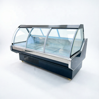 Vitrine réfrigérée pour charcuterie avec portes incurvées en verre (avant et arrière), refroidissement direct pour aliments cuits et viandes fraîches