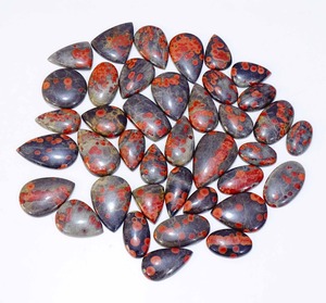 Piedra Preciosa de Obsidiana Natural Pulida Fabricada en India para Diseño de Joyería Personalizada y Creaciones Hechas a Mano Disponible en Oferta - Product Image 5