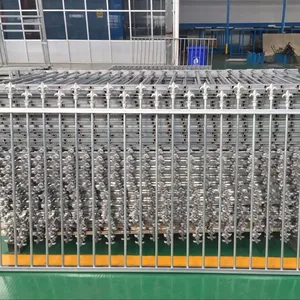 Penjualan langsung pabrik panel pagar besi penggunaan taman pagar besi Fen