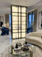 Divisor de Habitaciones Moderno y Lujoso para Hotel, con Estantes de Textura de Piedra, Biombo Retroiluminado de Acero Inoxidable, Ecológico y Duradero, Personalizado