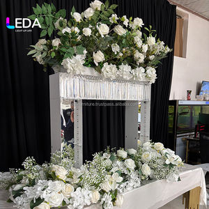 LEDA 2025 Nuevo Centro de Mesa Profesional Moderno con Soporte de Flores Largo de Metal LED para Bodas - Product Image 3