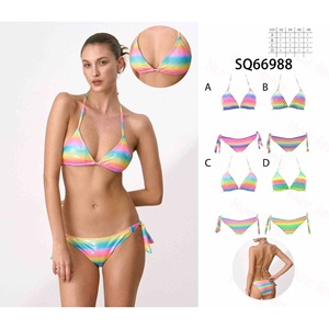 Set bikini a righe arcobaleno taglia 42 44 46 48 con spalline regolabili e slip con laccetti laterali SQ66988 - Product Image 1