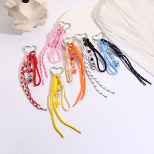 En <span class=keywords><strong>gros</strong></span>, Porte-clés Y2K coloré en corde perlée, Breloque de sac en forme de cœur avec mousqueton, Lanière tressée faite main - Product Image 2