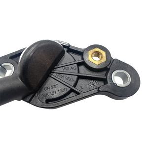 Suku Cadang Mobil 100% asli EA888 GEN <span class=keywords><strong>3</strong></span> mesin pendingin pipa selang Flange segel kepala konektor selang air Connector Untuk A4L - Product Image 2