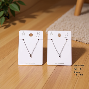 Cavigliera Angelina con lettera I in acciaio inossidabile, design minimalista per donna, gioiello alla moda, idea regalo - Product Image 2