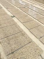 Carreaux de granit doré poli Giallo Fiorito modernes pour crédences de cuisine et décoration murale de parcs