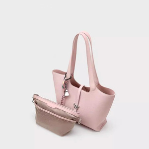 Nouveau <span class=keywords><strong>Sac</strong></span> Fourre-tout en Cuir de Vachette avec Deux Fermetures Éclair et Pompons, Grande Capacité, Portable, pour Femme, Collection Automne 2025 - Product Image 3