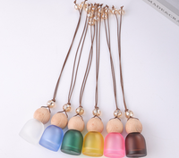 Bouteille de parfum suspendue en verre dépoli à dégradé de couleurs pour voiture, flacon vide pour huile aromatique avec cordon pendentif