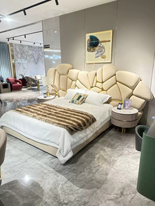 Divano <span class=keywords><strong>Letto</strong></span> Moderno Italiano con Struttura in Legno Massello e Testiera Larga per Camera da <span class=keywords><strong>Letto</strong></span> Principale di Ville e Hotel di Lusso - Product Image 2