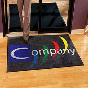 Tappetini in Nylon Stampati Personalizzati Design Moderno e Originale Ecologici con Retro Antiscivolo in Gomma Zerbino per Esterni - Product Image 6