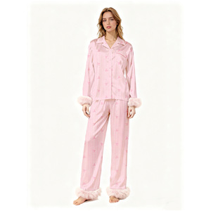 Conjunto de Pijamas de Satén con Adorno de Plumas para Mujer, Estampado de Lazos, Manga Larga, Ropa de Dormir al por Mayor - Product Image 2