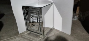 Miroir <span class=keywords><strong>en</strong></span> <span class=keywords><strong>verre</strong></span> pour chambre à coucher, décoration bon marché, meuble <span class=keywords><strong>de</strong></span> maison, <span class=keywords><strong>table</strong></span> <span class=keywords><strong>de</strong></span> <span class=keywords><strong>chevet</strong></span>, miroir, <span class=keywords><strong>table</strong></span> <span class=keywords><strong>de</strong></span> nuit - Product Image 3