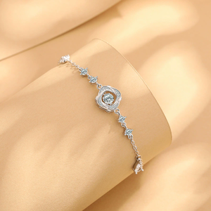 Bracelet Agile Mobius pour femmes en argent sterling Niche Design Sense Light Luxury Three-second Heart-moving Rose Hand Jewelry - Product Image 4