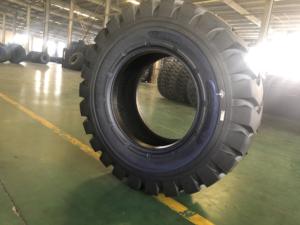 Pneus tout-terrain polarisés de haute qualité du fabricant chinois 20.5/70-16 tout au long de l'année - Product Image 4