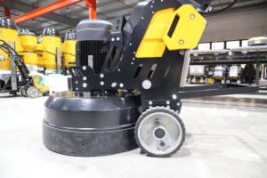 Meuleuse à béton radiocommandée GCR850 homologuée CE - Product Image 4