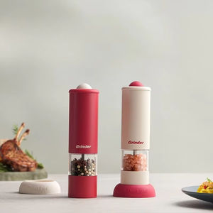 Moulin à Poivre en Acier Inoxydable en Gros, Réglable et Portable, Outil de Cuisine pour Assaisonnement Fraîchement Moulu, Sel Marin Noir - Product Image 1