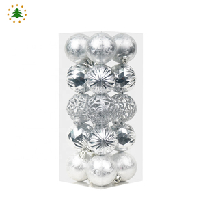 Jintai en gros 6cm argent luxe assorties <span class=keywords><strong>de</strong></span> noël décoration <span class=keywords><strong>de</strong></span> <span class=keywords><strong>sapin</strong></span> <span class=keywords><strong>de</strong></span> noël boules en plastique avec logo <span class=keywords><strong>personnalisé</strong></span> - Product Image 1