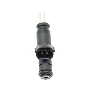 Injecteur de carburant 06B133551T pour Audi Volkswagen Passat B5 1.8T moteur essence boîte manuelle - Product Image 2