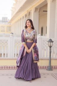 Entièrement Flaired Lehenga Choli pour les femmes indiennes et pakistanaises vêtements de fête mariée Lehenga Choli à un prix abordable - Product Image 5