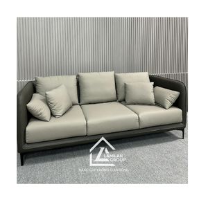 Canapé de salon rembourré de style moderne avec des coussins doux pour une décoration intérieure élégante - Product Image 1