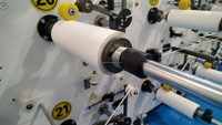 Papier kraft enduit de silicone résistant à la chaleur double face pour machine à enrouler les bobines de papier de décollement pour préimprégnés en fibre de carbone