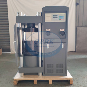 Machine d'essai de compression du béton (CTM) est utilisée pour mesurer la résistance à la compression des blocs de béton - Product Image 3